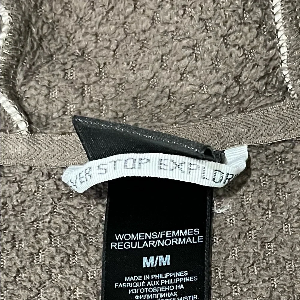 The North Face Women’s Full Zip Hooded Fleece Coat, Women's Size Medium - Picture 6 of 6